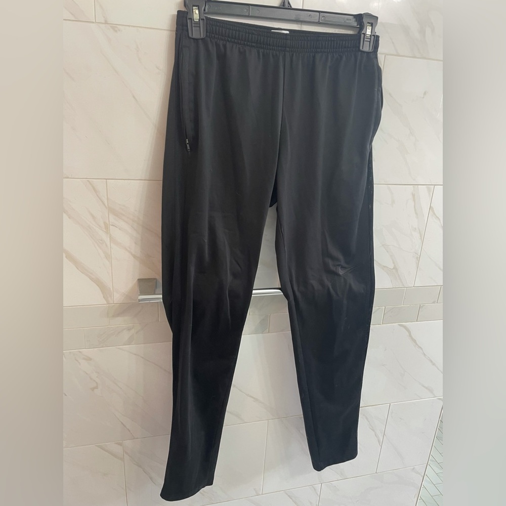 Nike women’s dri fit soccer pants size s